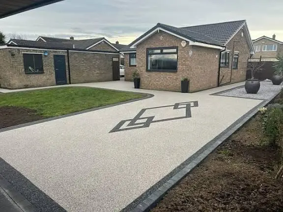 Resin Bound Driveway Installers St. Neots