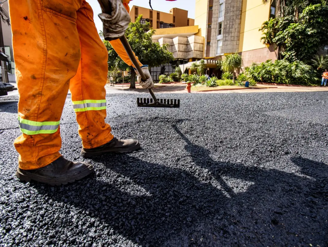 Permeable and Non-Permeable Driveway Surfaces